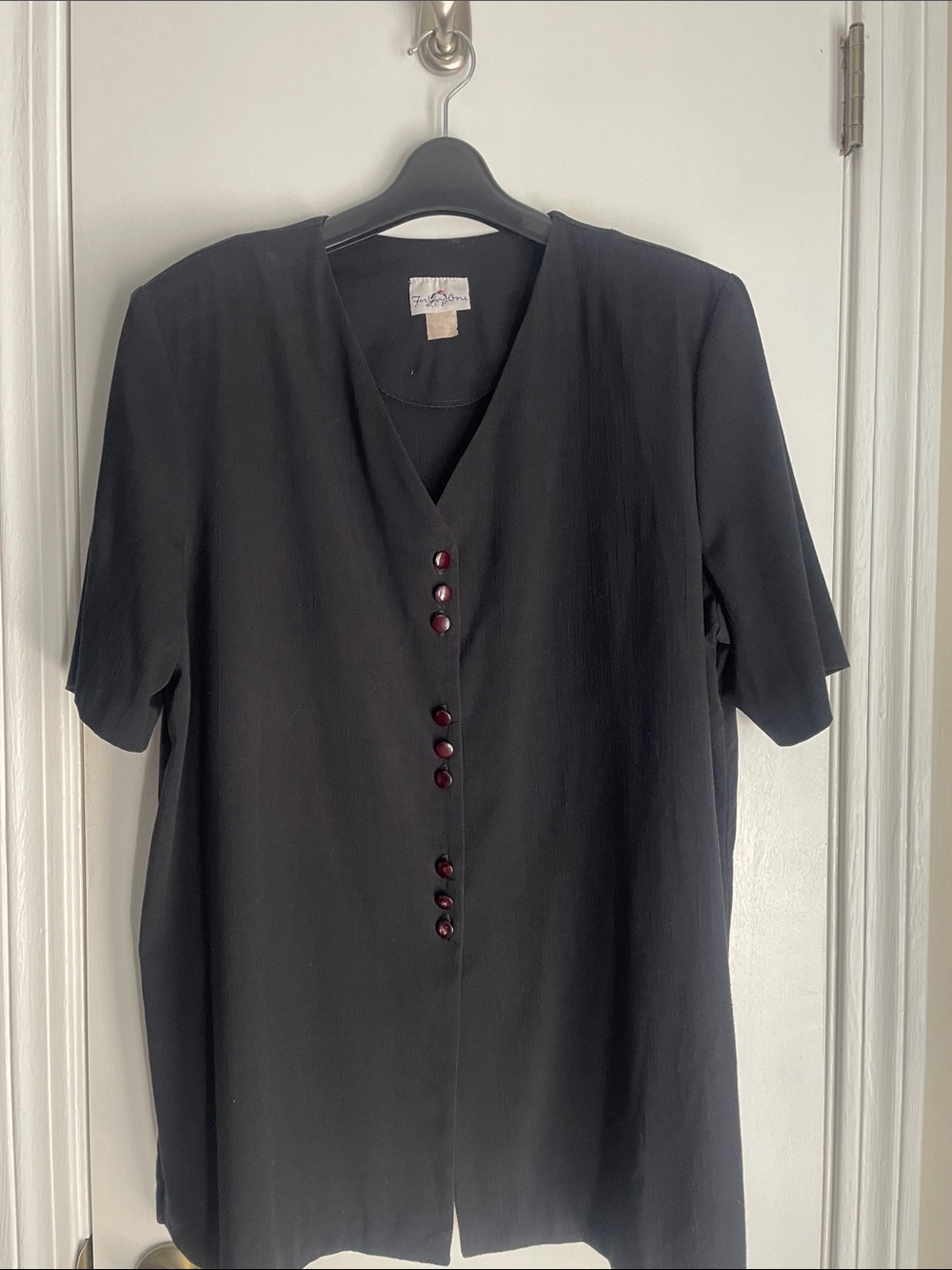 Vintage Black Short-Sleeve Button Front Shirt - Unbranded